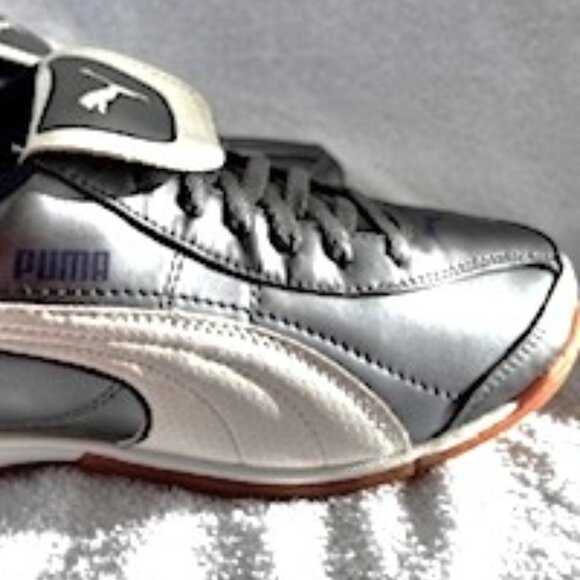 Puma King 21 indoor soccer shoes (and much, much more!) NWOT Size 9 - Picture 3 of 10